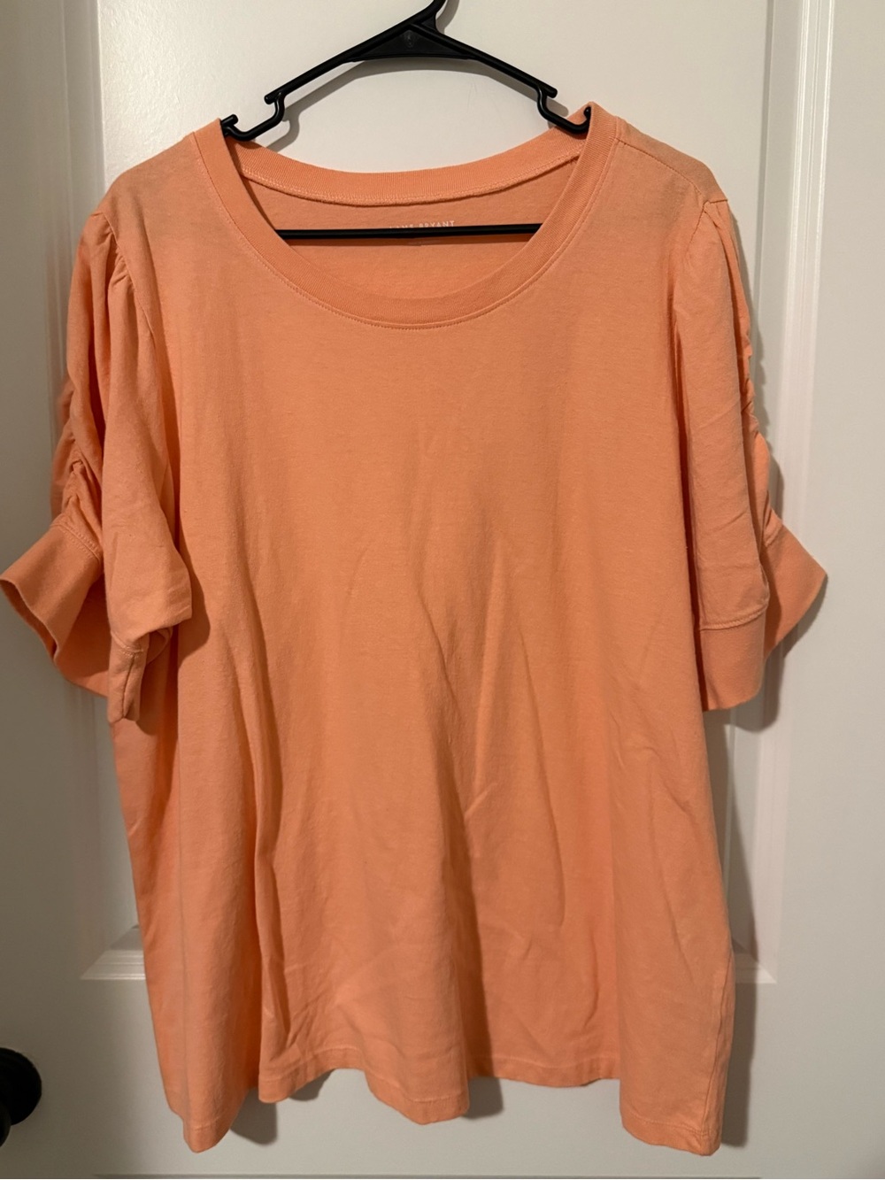 Lane Bryant Peach Crewneck Tee Size 18/20 #58‎